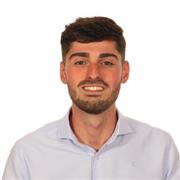 Profesor titulado en Administración y Dirección de Empresas y en Innovación y Emprendimiento con amplios conocimientos en economía